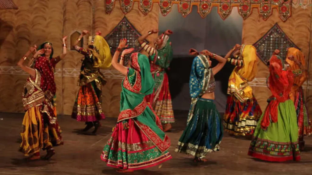 real garba without dandiya sticks